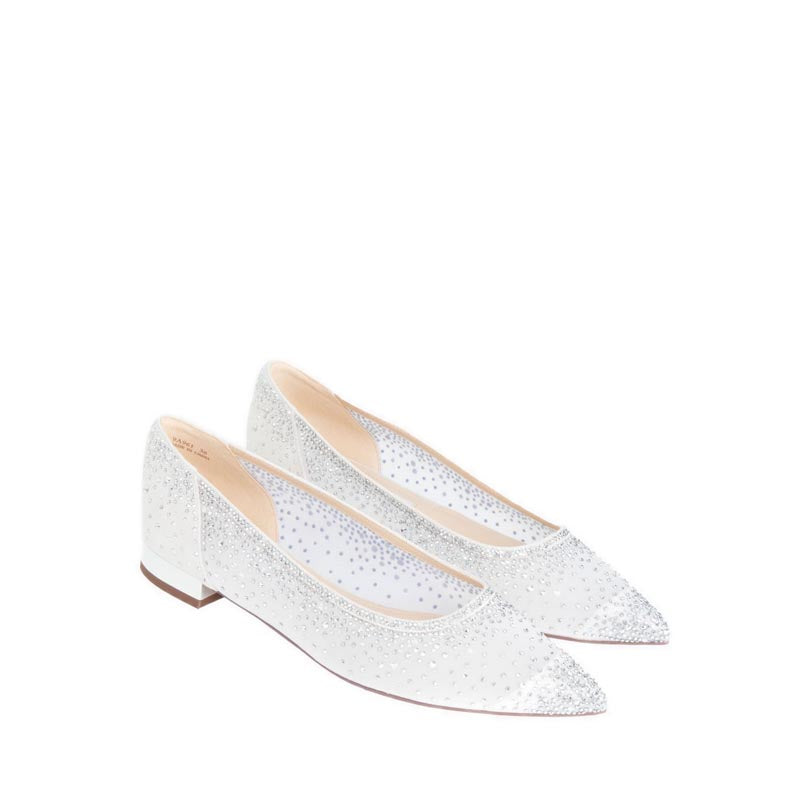 9A961-Wht Flats - White