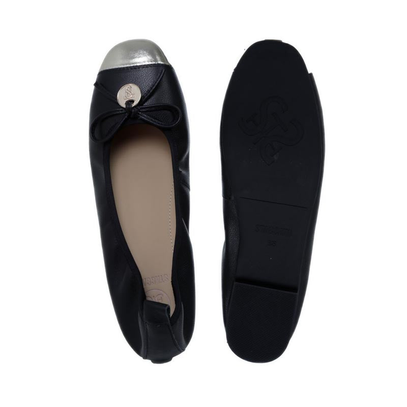 A3662-005 Flats - Black