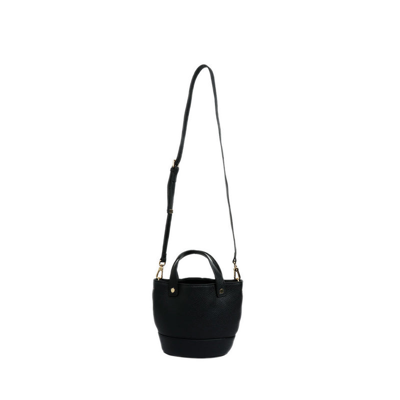 A8399-005 Shoulder Bags - Black